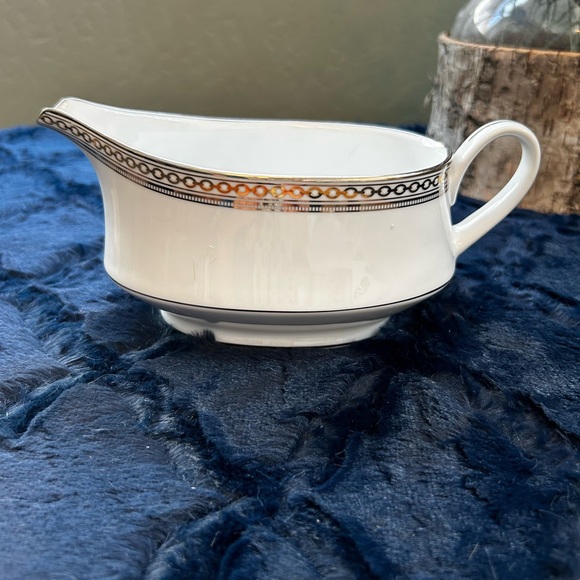 Noritake China Gravy Bowl - Picture 2 of 2